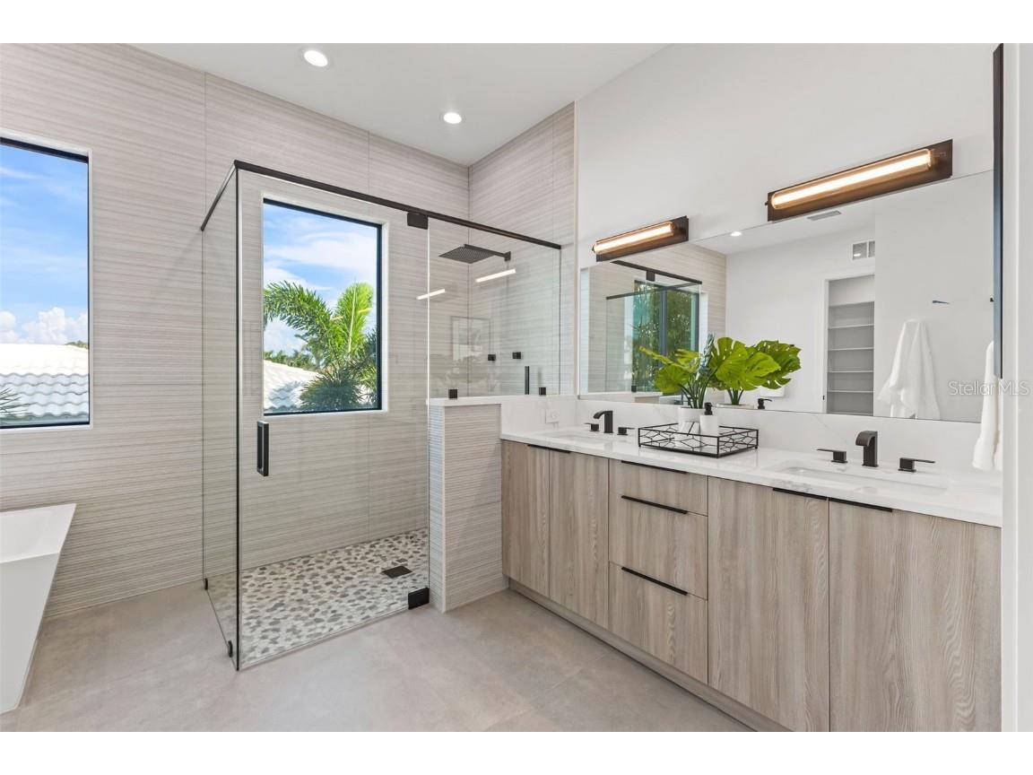 1954 Iowa Avenue NE Saint Petersburg FL 33703 TB8319730 image30