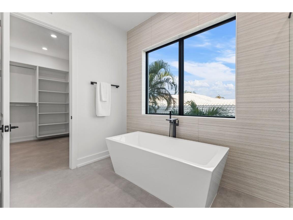 1954 Iowa Avenue NE Saint Petersburg FL 33703 TB8319730 image32