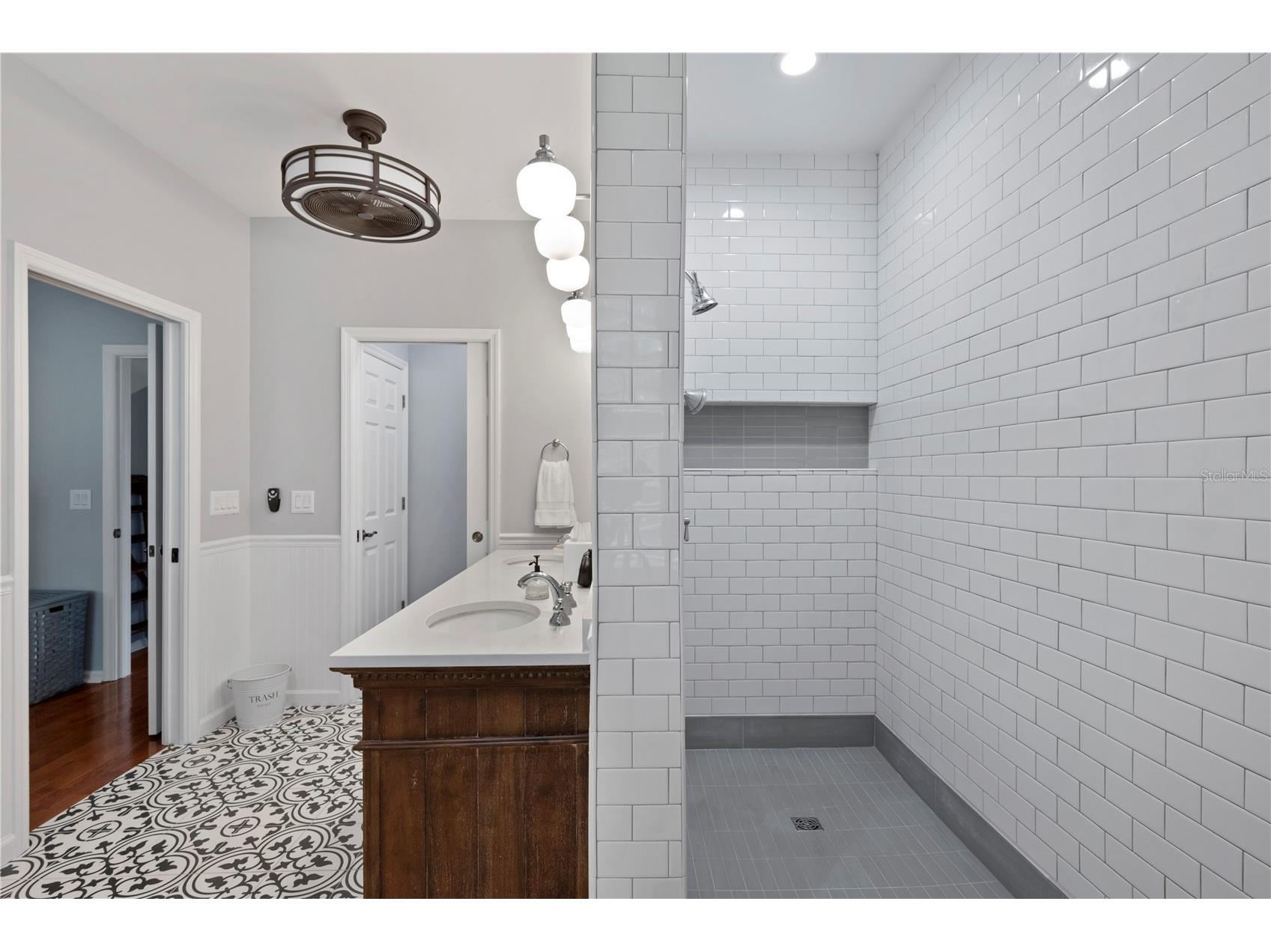 1954 Meeting Place Orlando FL 32814 O6394286 image22