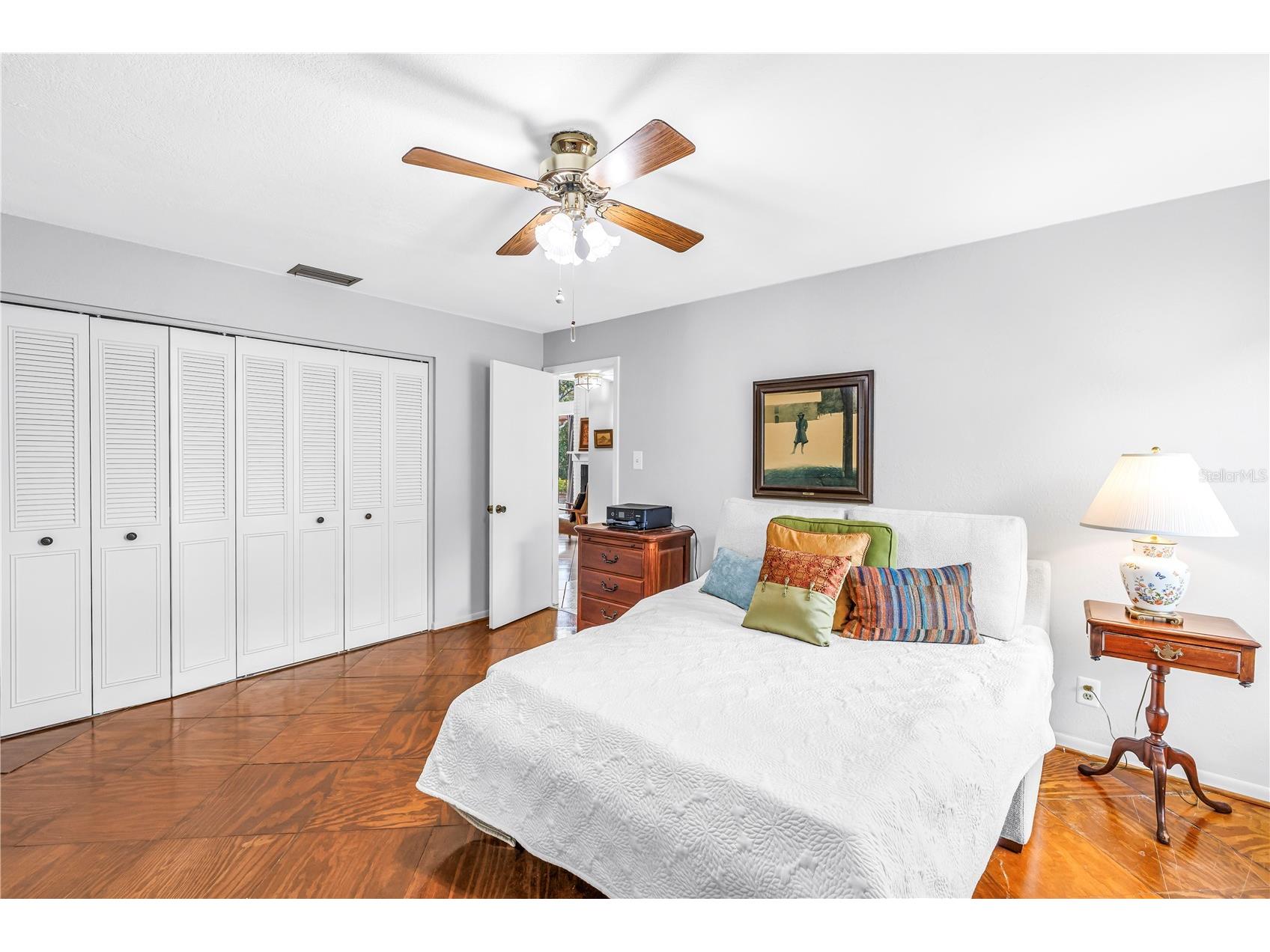 1954 Pinellas Point Drive S Saint Petersburg FL 33712 TB8512816 image25