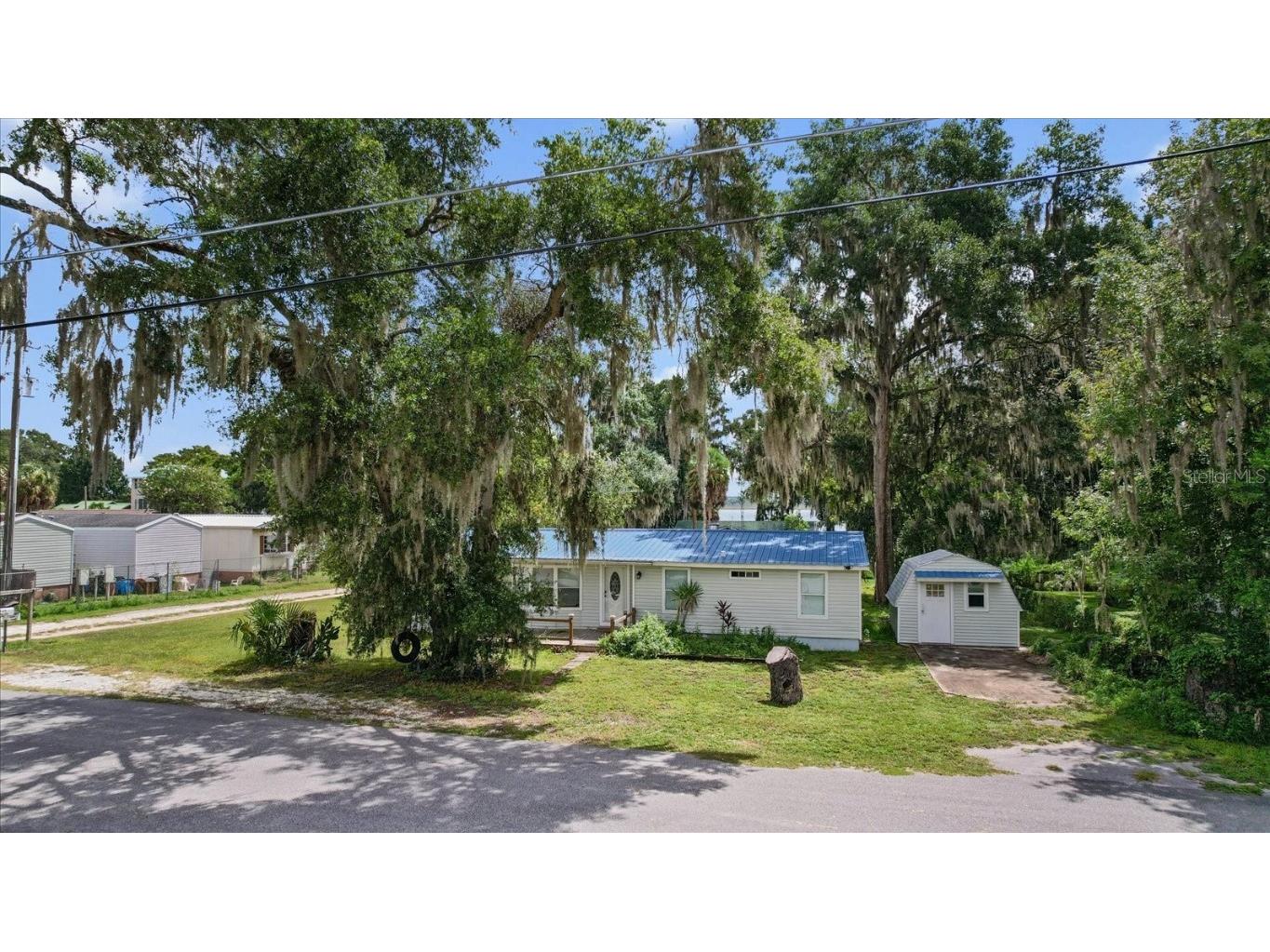 1955 Cr 439c Lake Panasoffkee FL 33538 TB8417625 image1