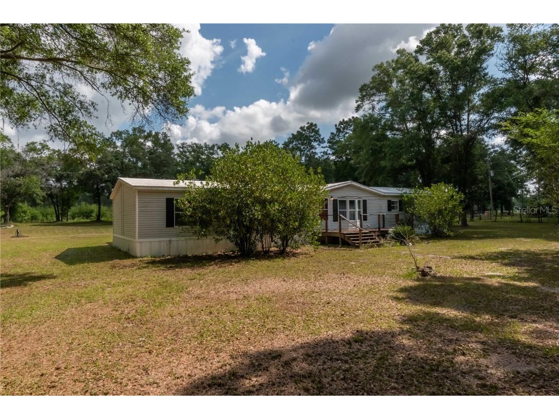 19551 SE 42nd Place Morriston FL 32668 OM657900 image1