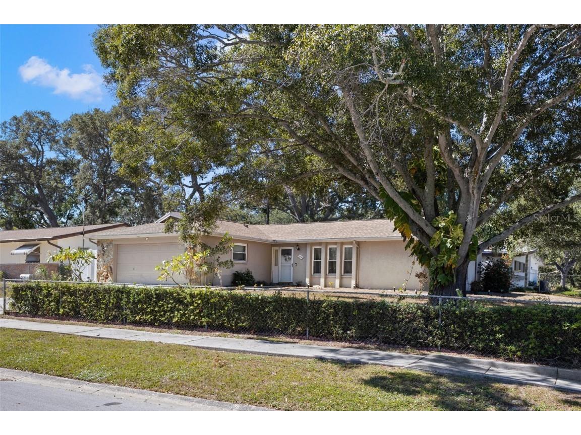 1956 Barbara Avenue Clearwater FL 33755 TB8439521 image1