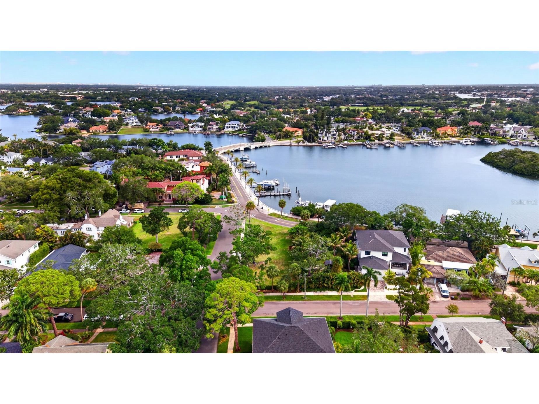 1956 Coffee Pot Boulevard NE Saint Petersburg FL 33704 - COFFEE POT BAYOU TB8507783 image18