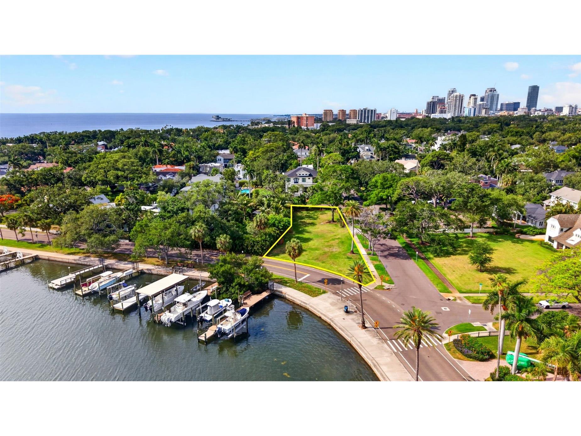 1956 Coffee Pot Boulevard NE Saint Petersburg FL 33704 - COFFEE POT BAYOU TB8507783 image2