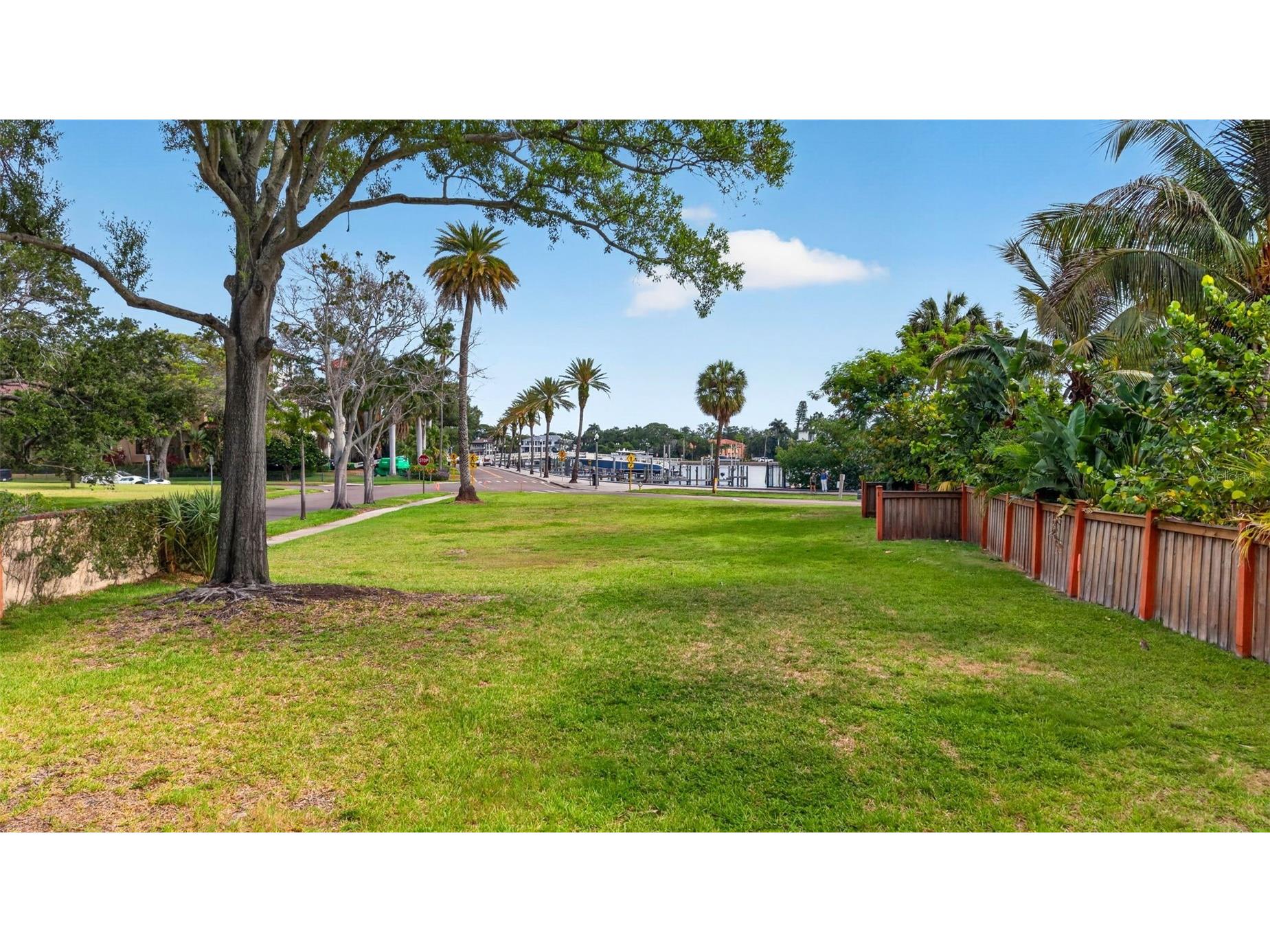 1956 Coffee Pot Boulevard NE Saint Petersburg FL 33704 - COFFEE POT BAYOU TB8507783 image6