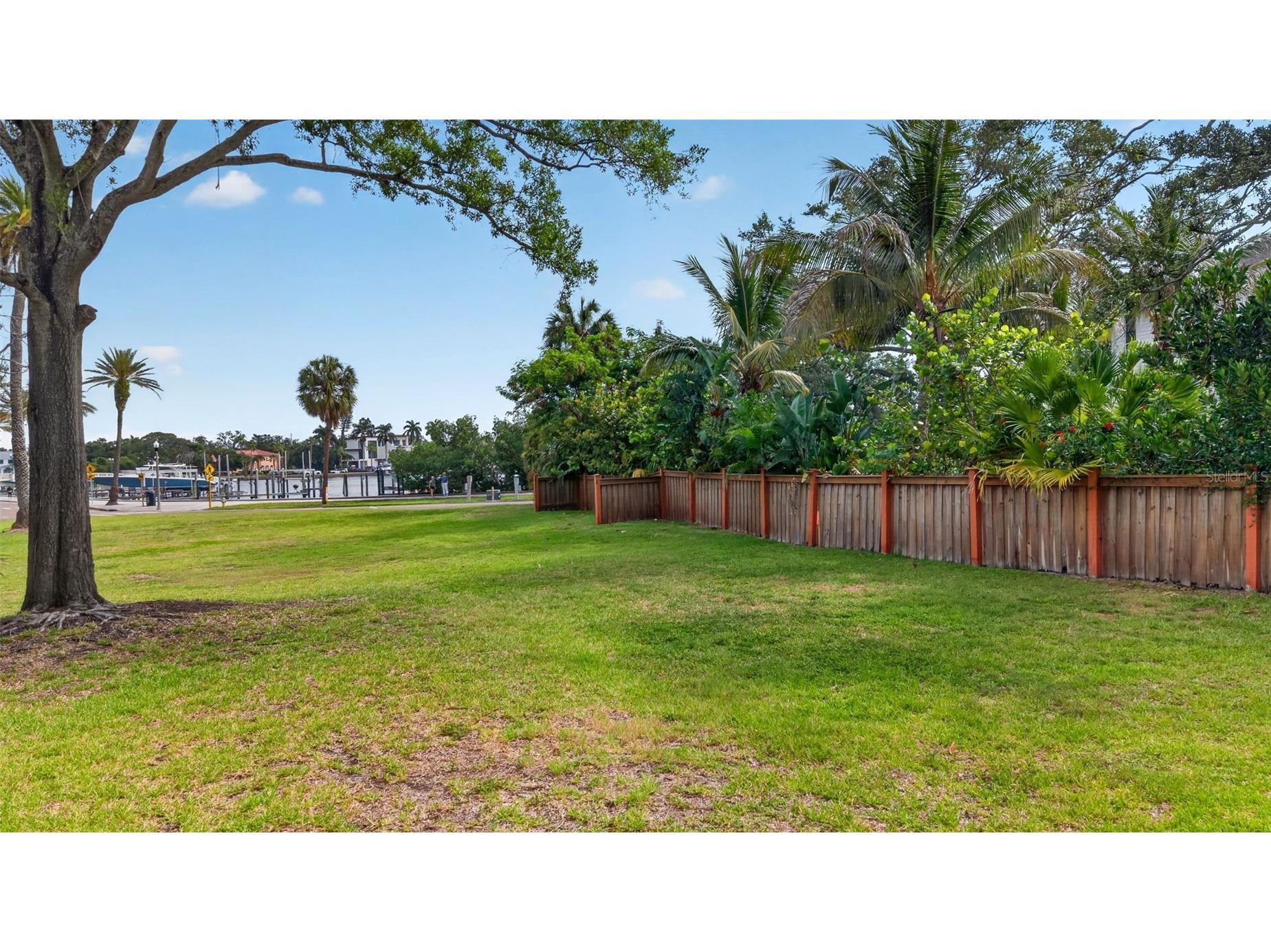 1956 Coffee Pot Boulevard NE Saint Petersburg FL 33704 - COFFEE POT BAYOU TB8507783 image9