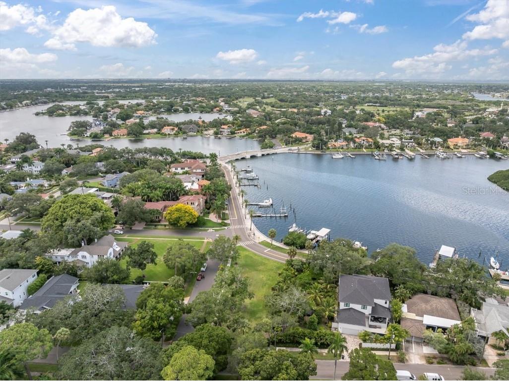 1956 Coffee Pot Boulevard NE Saint Petersburg FL 33704 - COFFEE POT BAYOU U8251346 image7