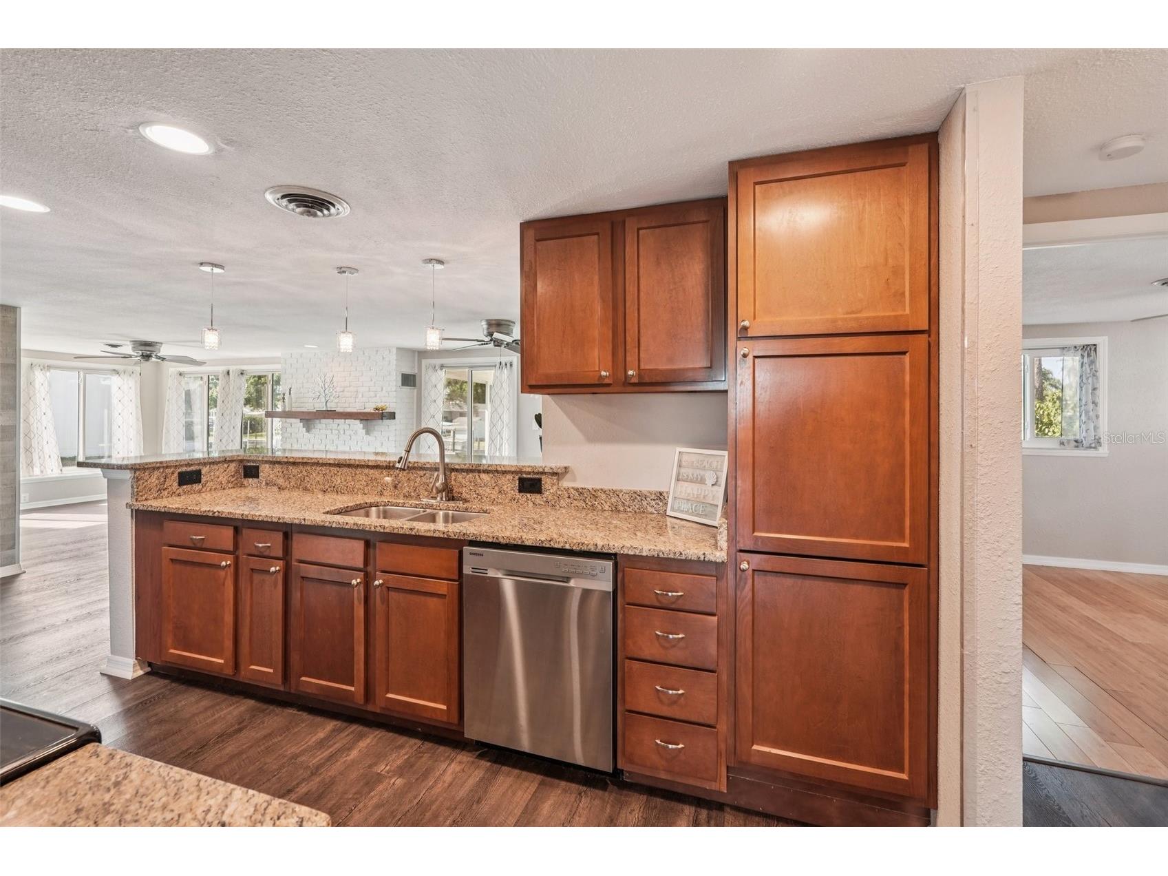 1956 Greenlawn Drive Englewood FL 34223 - GREENLAWN CHANNEL N6143281 image14