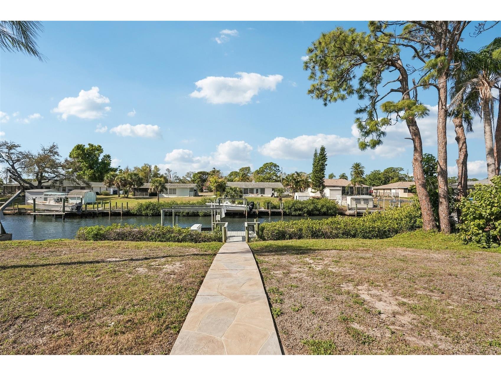 1956 Greenlawn Drive Englewood FL 34223 - GREENLAWN CHANNEL N6143281 image32