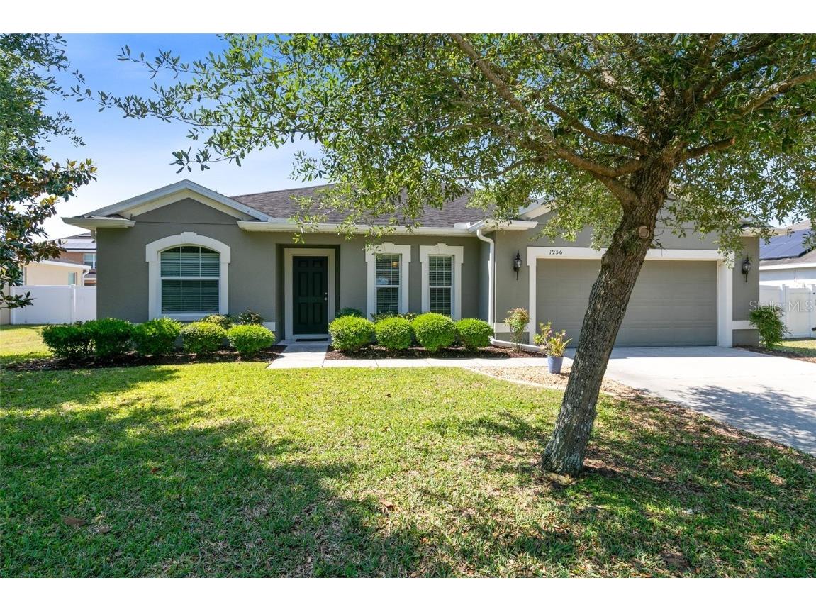 1956 Sanderlin Point Loop Apopka FL 32703 O6194706 image1