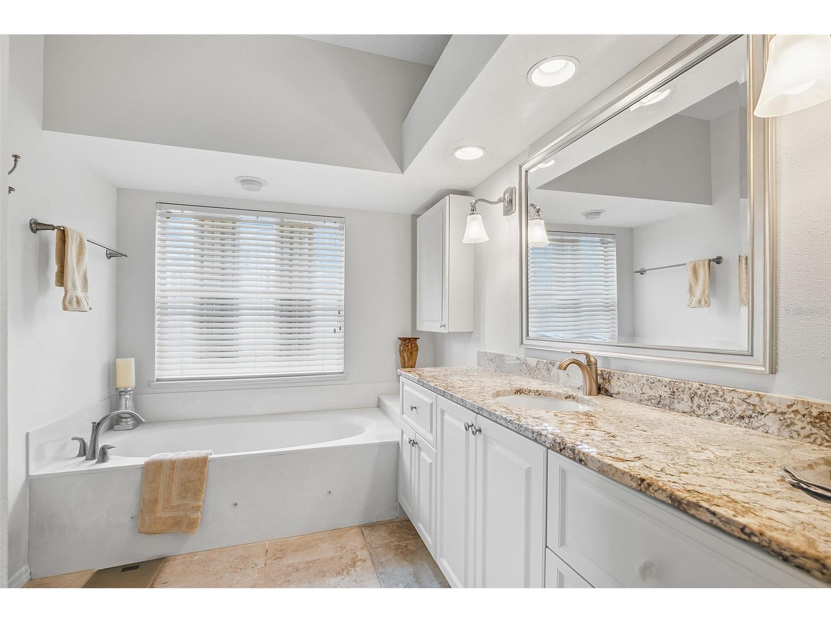 1956 White Feather Lane Nokomis FL 34275 A4693232 image34
