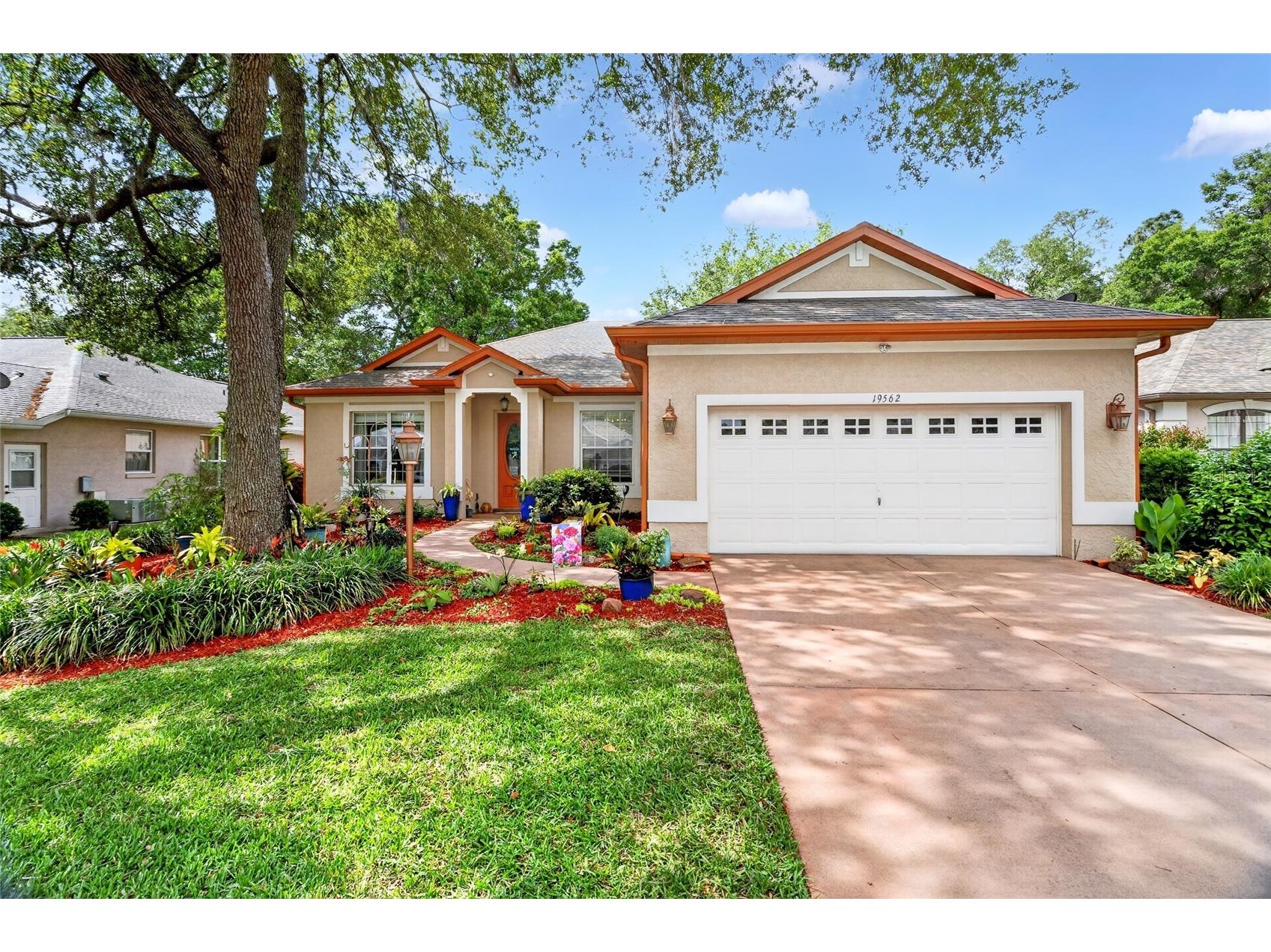 19562 SW 84th Place Dunnellon FL 34432 - RAINBOW SPRINGS GC539186 image1