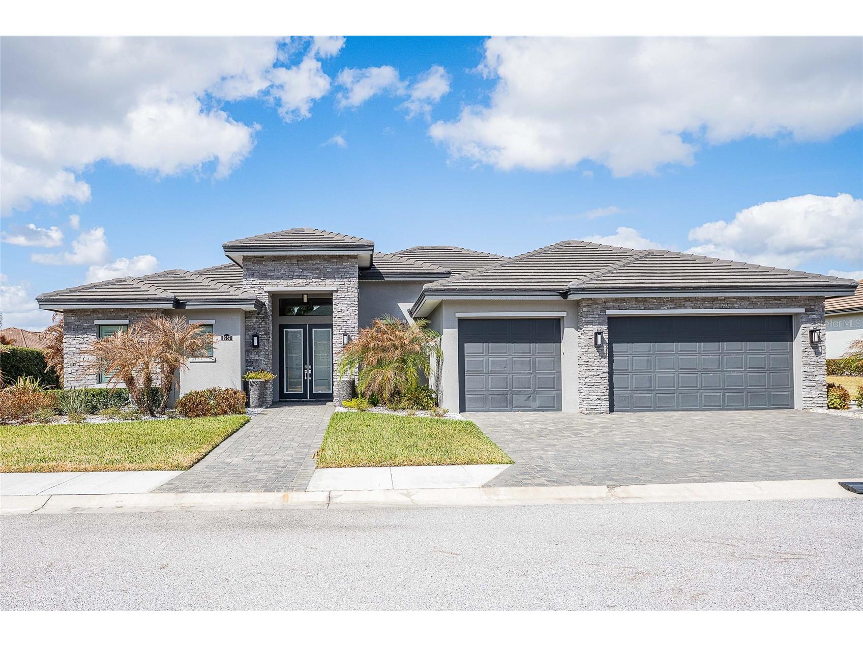 1957 Grasslands Boulevard Lakeland FL 33803 L4958536 image1