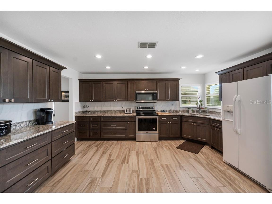 1957 Prairie Dunes Circle N Lakeland FL 33810 L4950660 image10