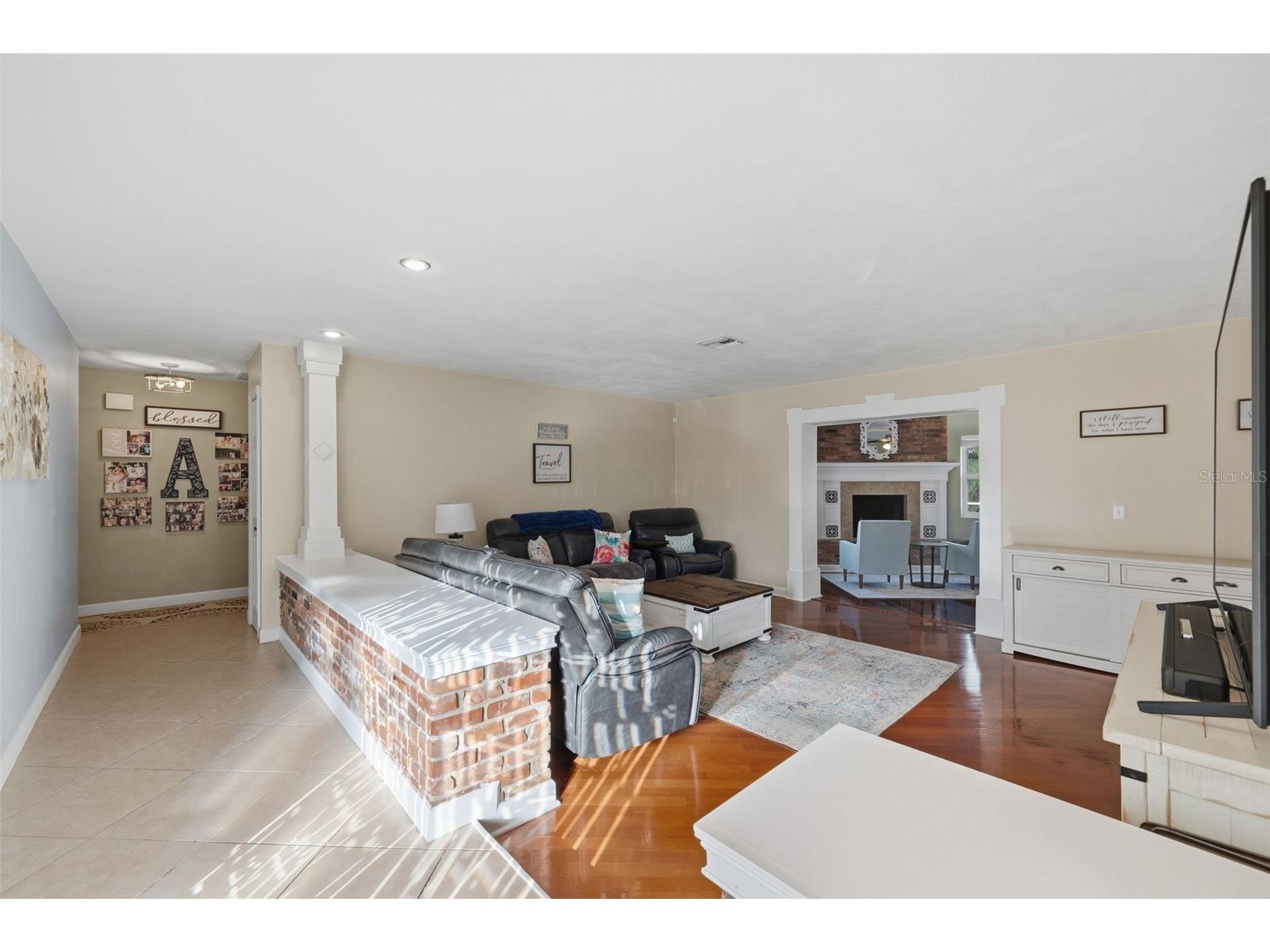 1957 Souvenir Drive Clearwater FL 33755 TB8469898 image15