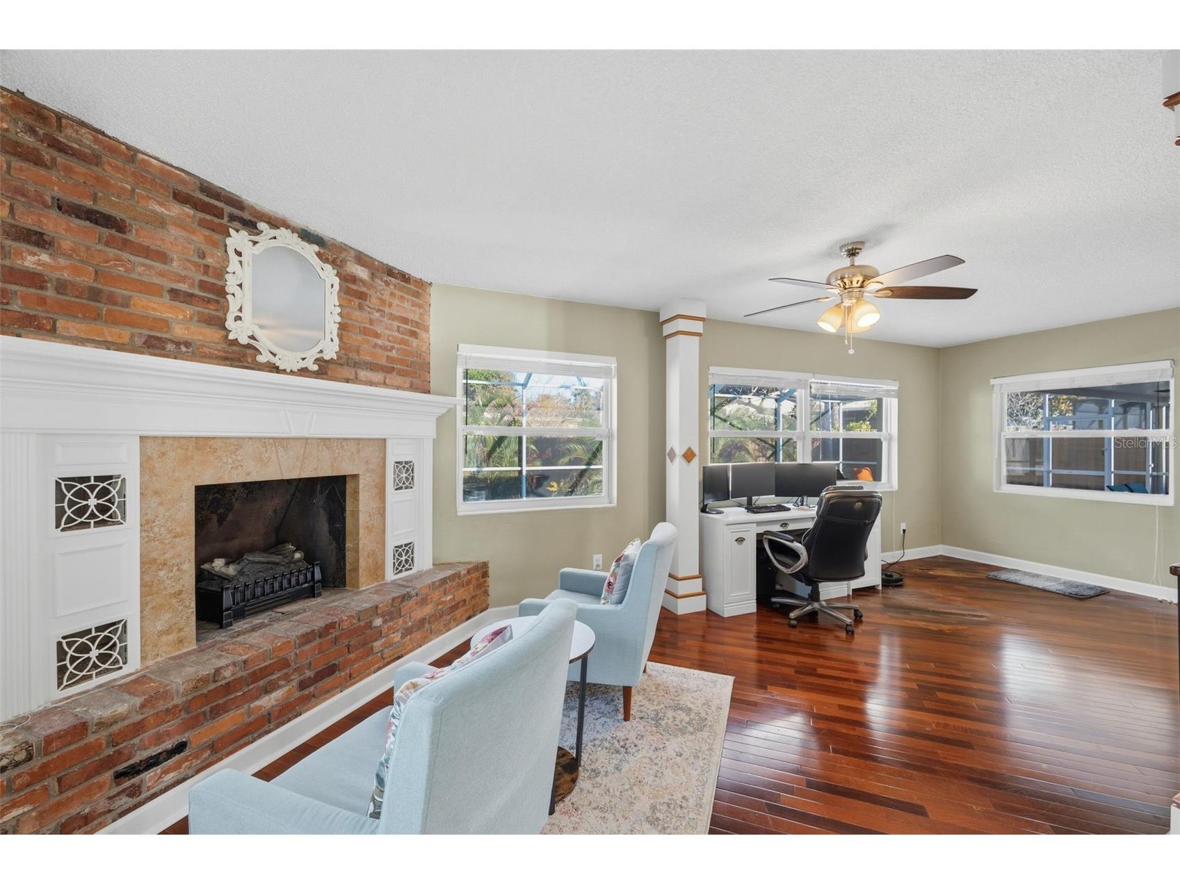 1957 Souvenir Drive Clearwater FL 33755 TB8469898 image18