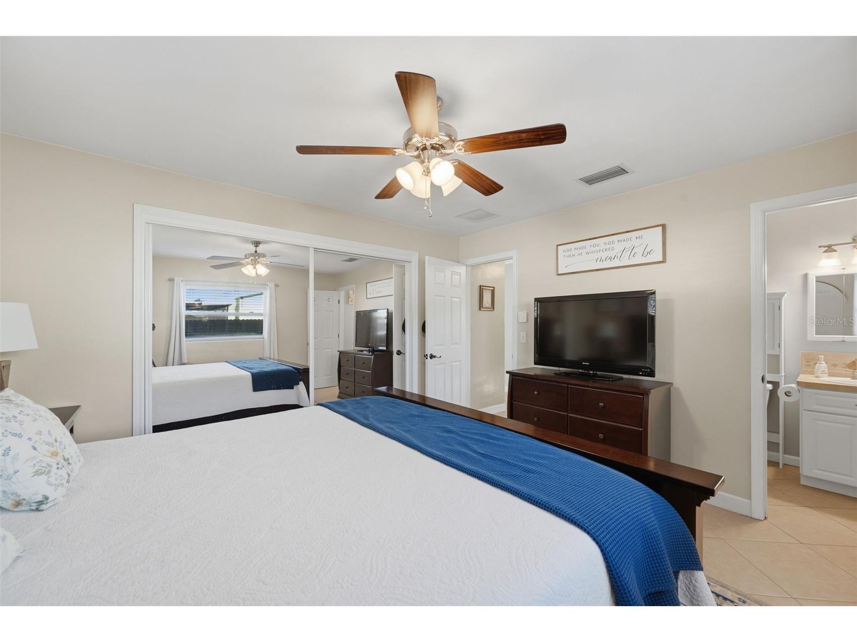 1957 Souvenir Drive Clearwater FL 33755 TB8469898 image25