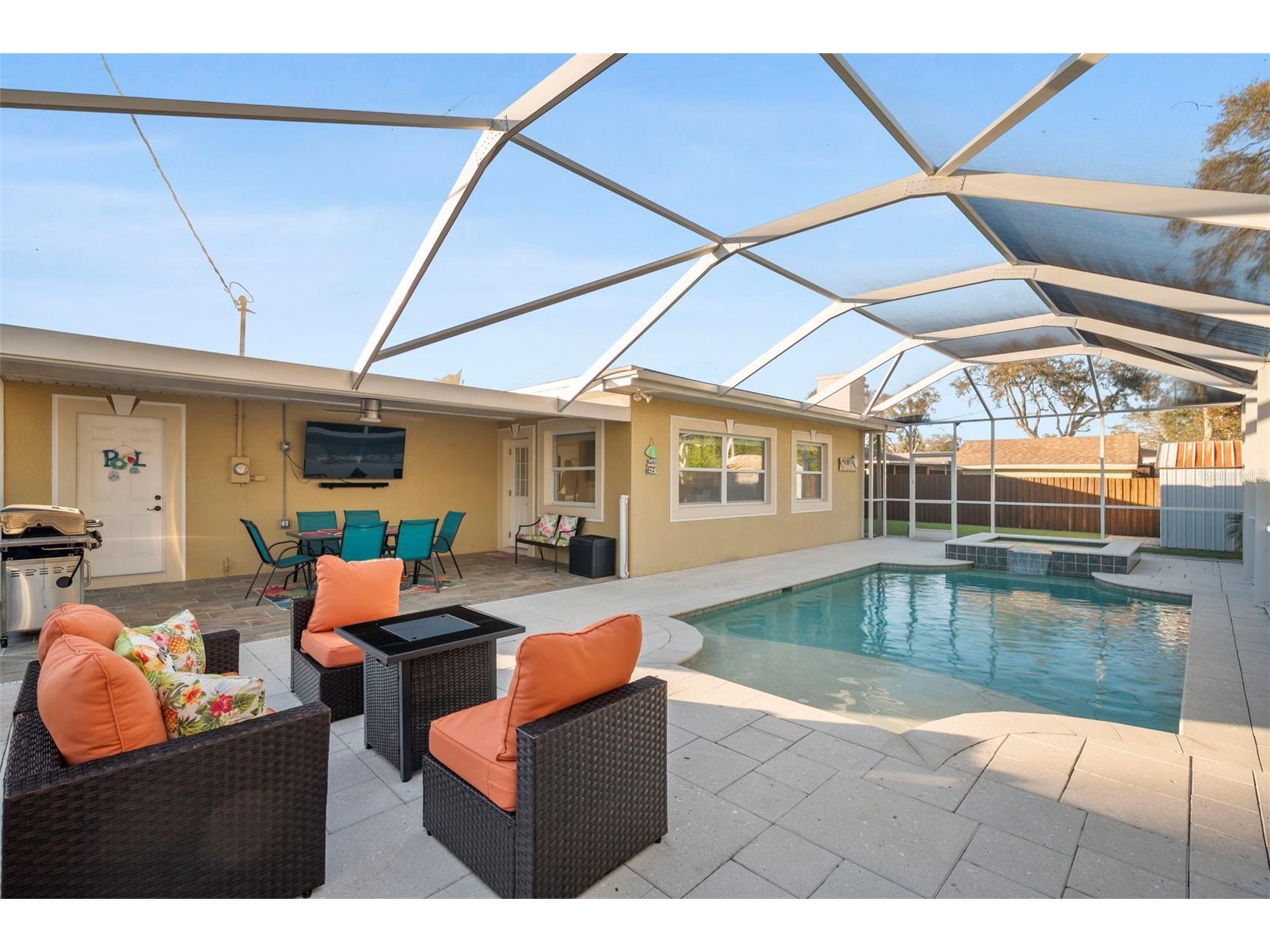 1957 Souvenir Drive Clearwater FL 33755 TB8469898 image35