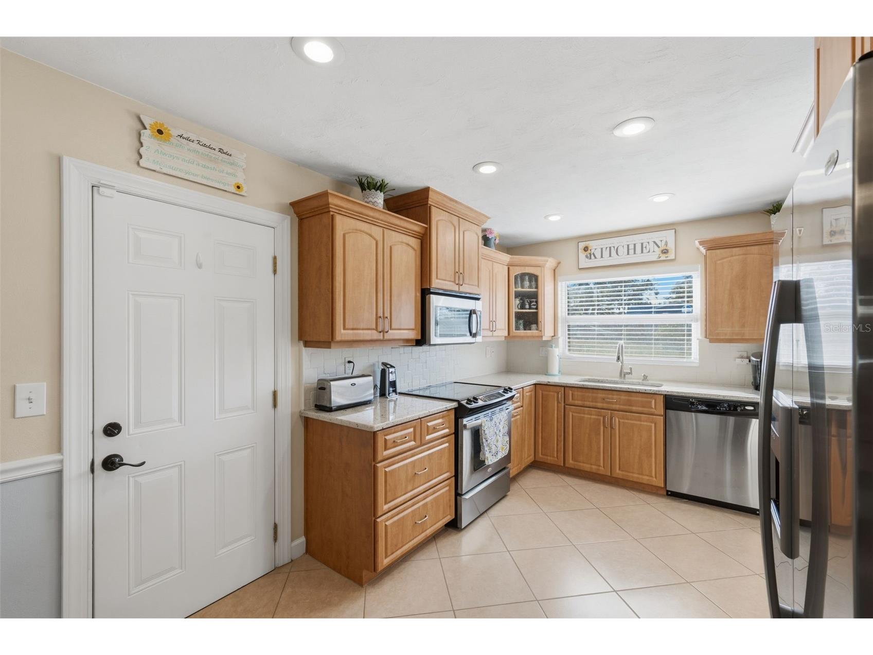 1957 Souvenir Drive Clearwater FL 33755 TB8469898 image8