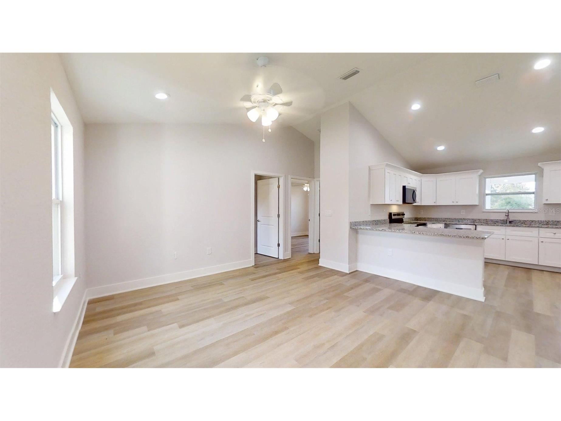 1957 SW Ivy Place Dunnellon FL 34431 OM719303 image2
