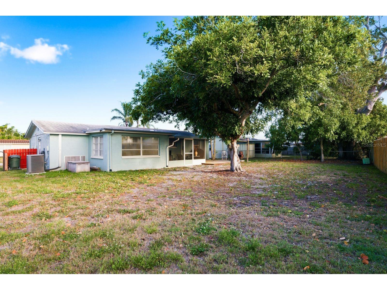 1958 Essex Drive Holiday FL 34691 TB8503554 image30