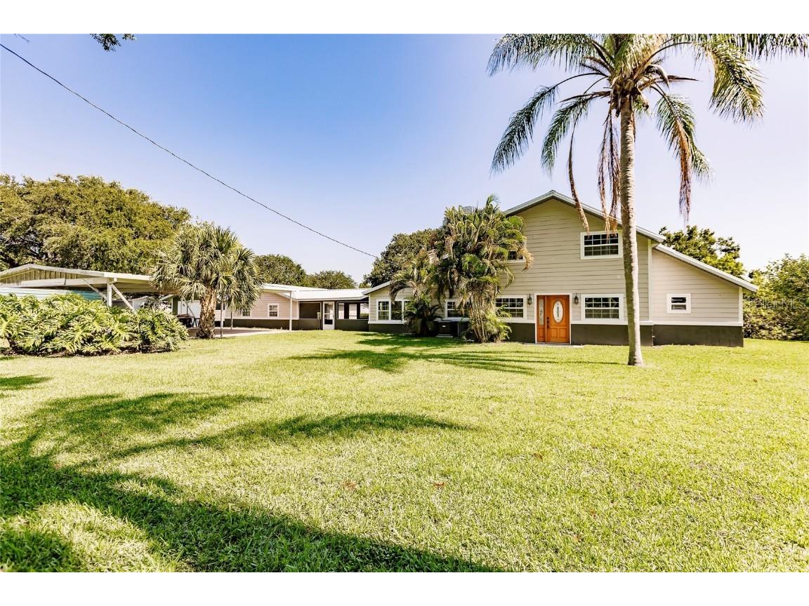 1958 Hunter Road Okeechobee FL 34974 - LAKE OKEECHOBEE V4930772 image1