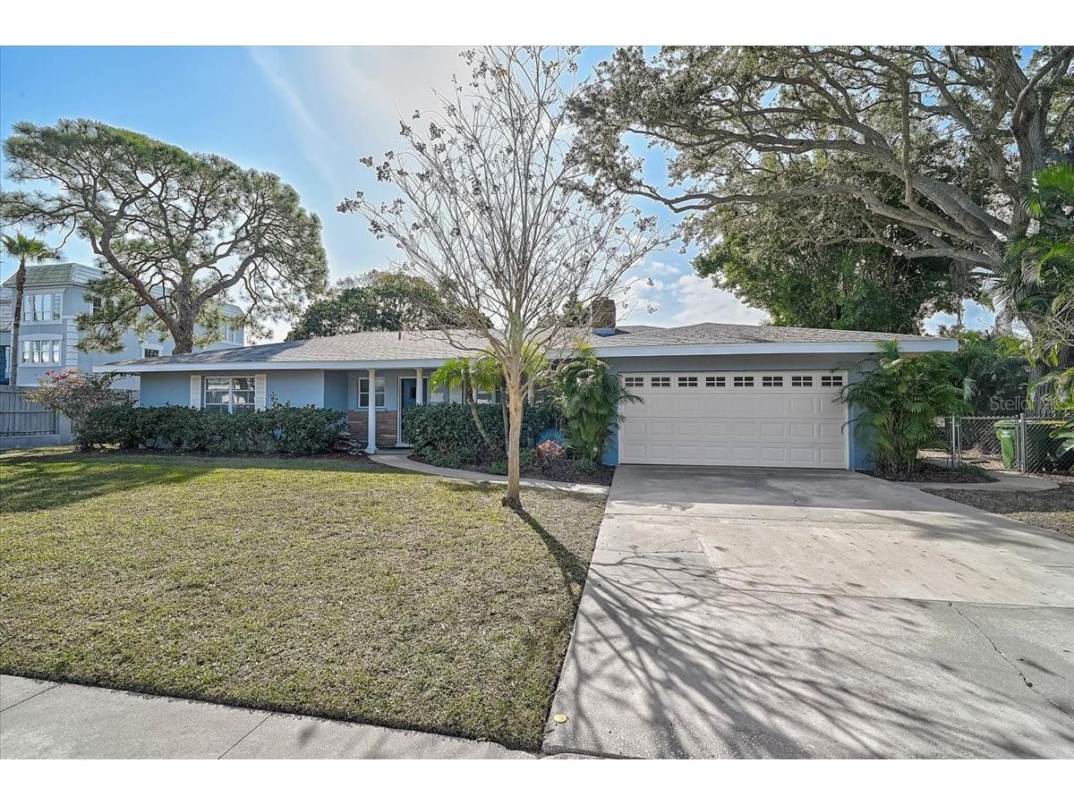 1958 Morris Street Sarasota FL 34239 A4677121 image1