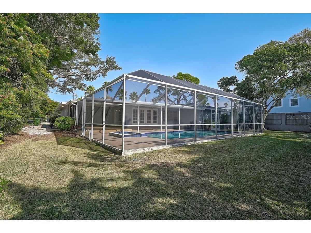 1958 Morris Street Sarasota FL 34239 A4677121 image41
