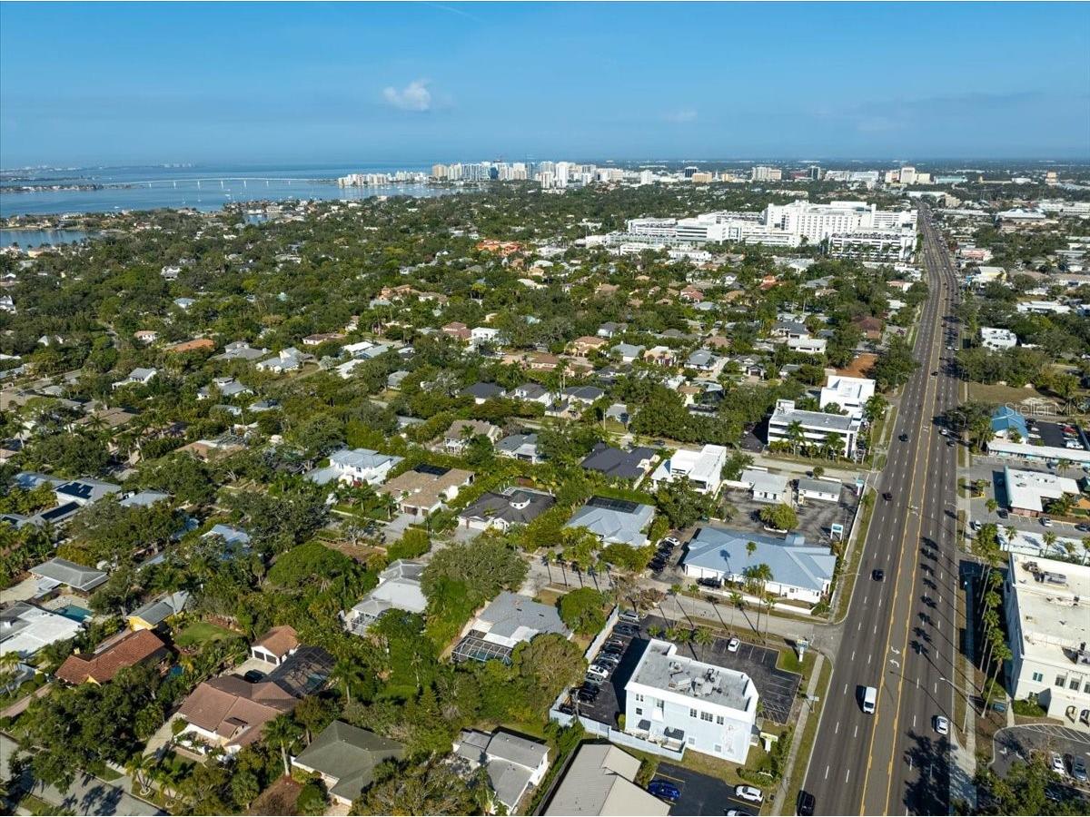 1958 Morris Street Sarasota FL 34239 A4677121 image47
