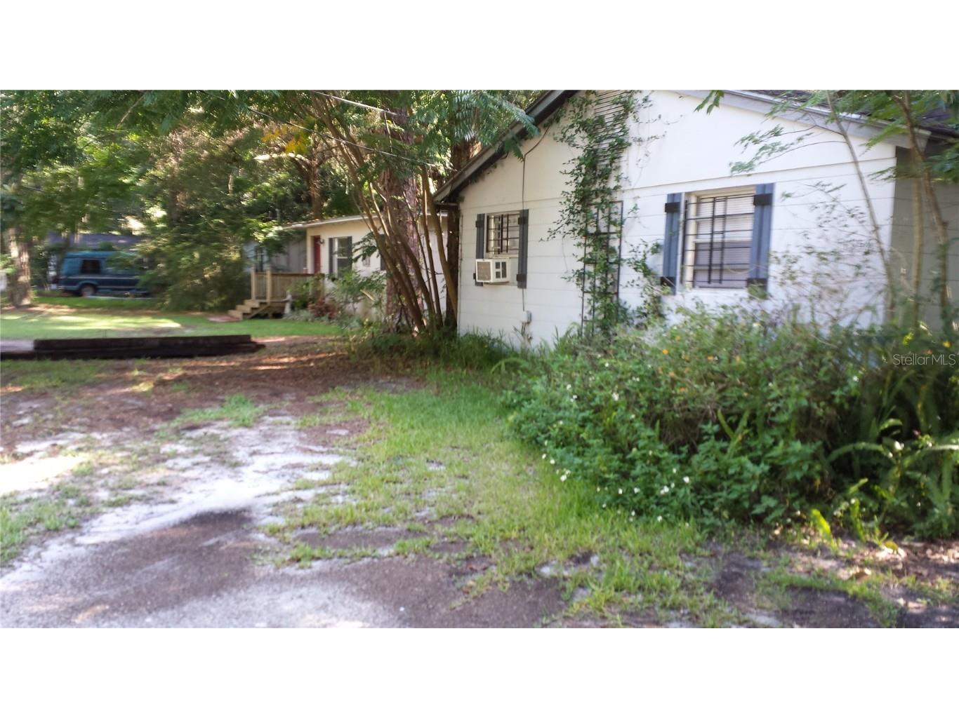 1958 NW 4 Street #A Gainesville FL 32609 GC523476 image1