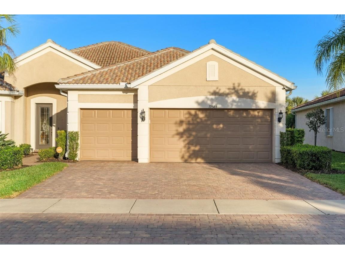 19585 Petrino Street Venice FL 34293 N6126202 image1