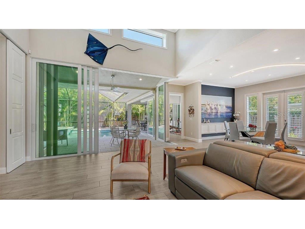 1959 Hibiscus Street Sarasota FL 34239 A4667271 image17