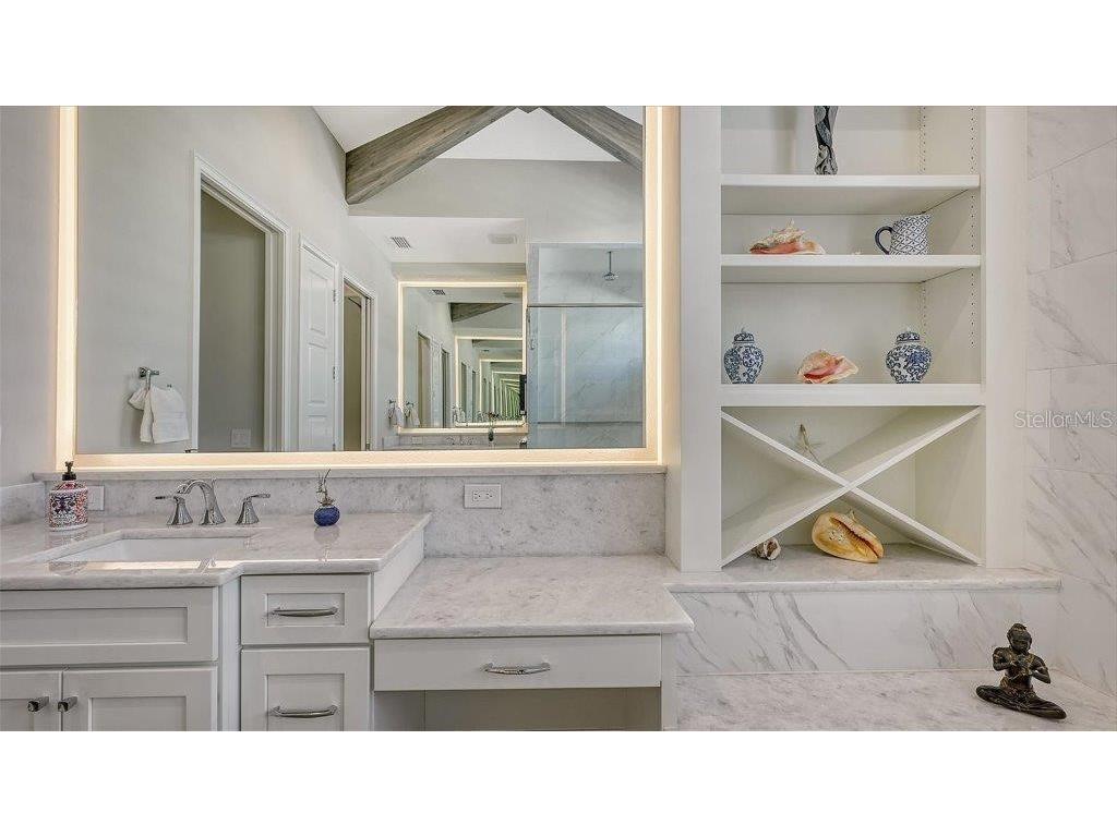 1959 Hibiscus Street Sarasota FL 34239 A4667271 image24