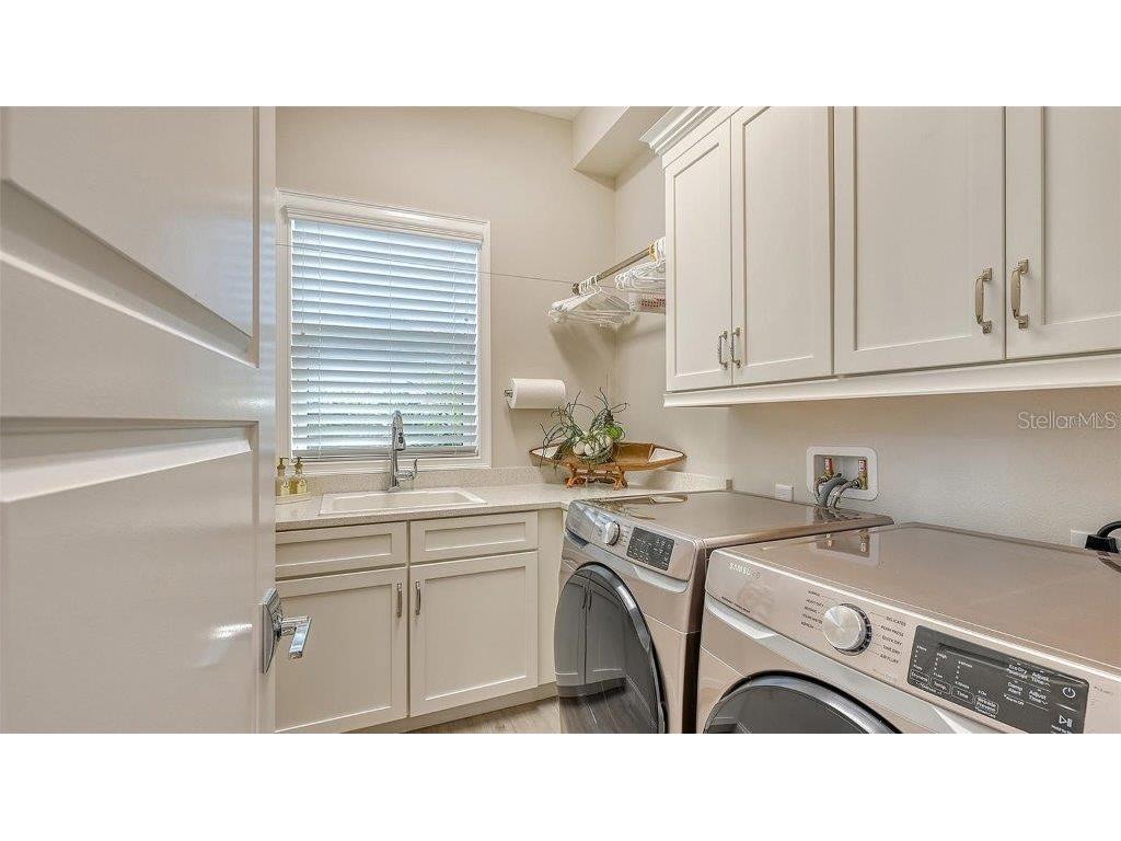 1959 Hibiscus Street Sarasota FL 34239 A4667271 image29