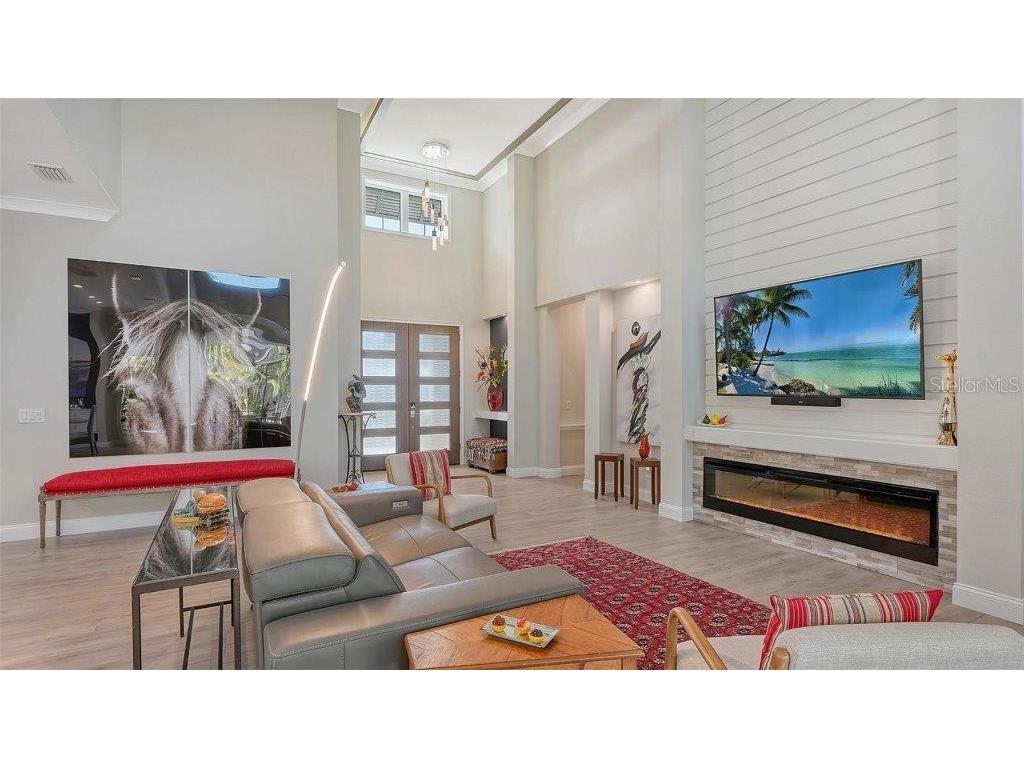 1959 Hibiscus Street Sarasota FL 34239 A4667271 image3