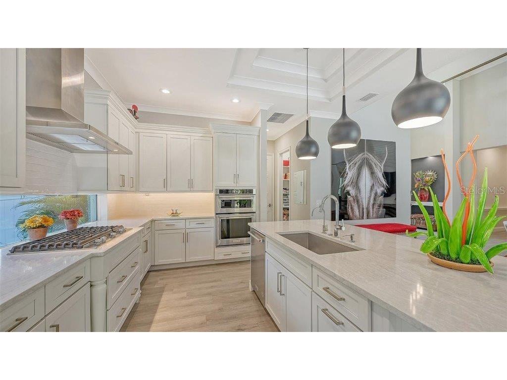 1959 Hibiscus Street Sarasota FL 34239 A4667271 image7