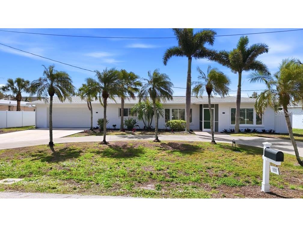 1959 Mississippi Avenue Englewood FL 34224 D6146846 image1