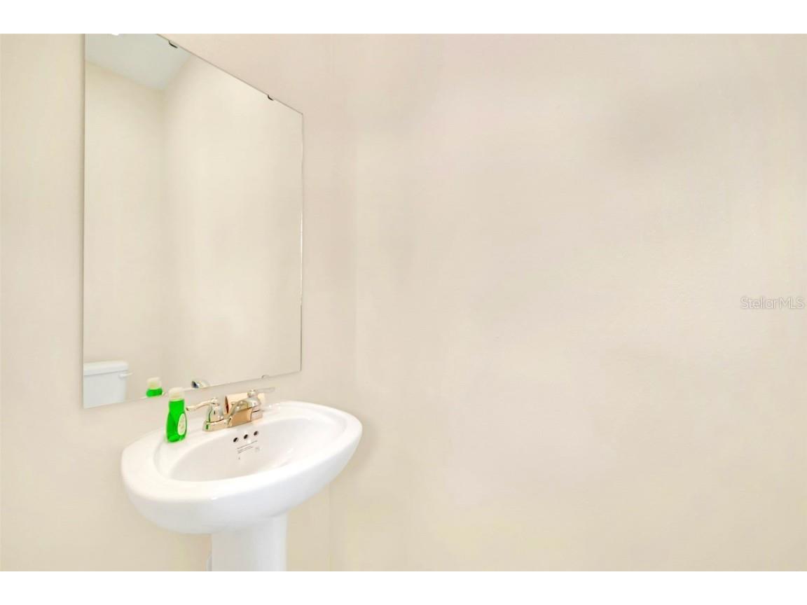 1959 Tropical Palms Circle Kissimmee FL 34747 TB8423435 image18