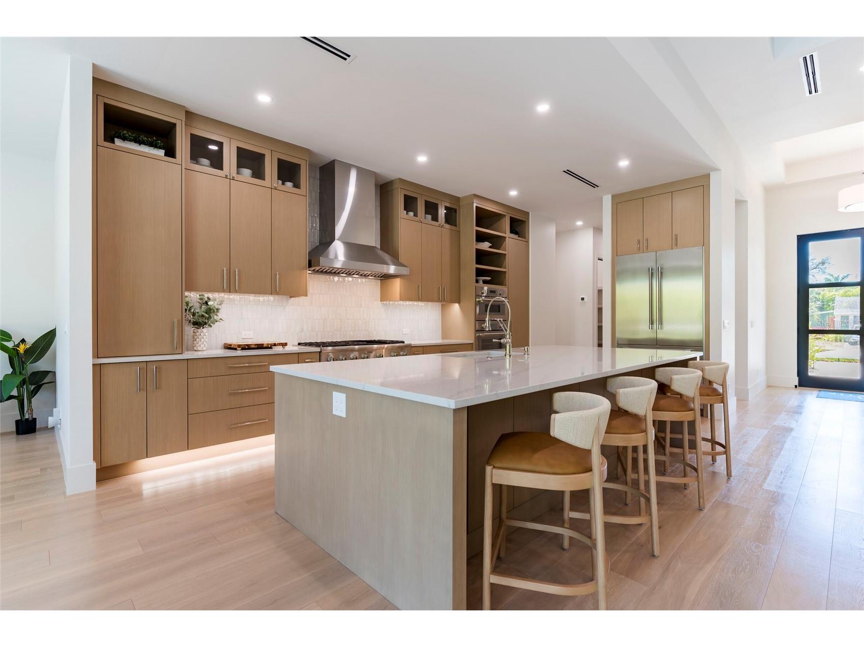 1959 Wisteria Street Sarasota FL 34239 A4683340 image11