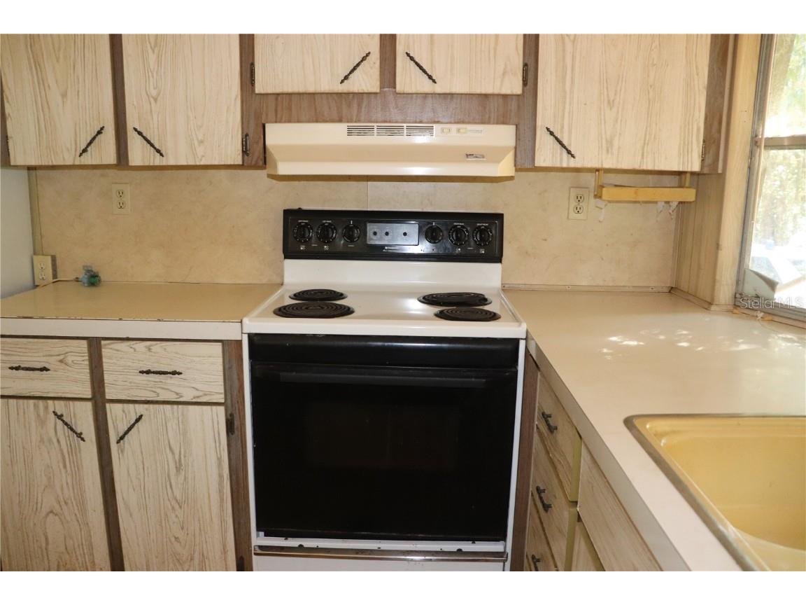 19591 SE 77th Place Morriston FL 32668 OM711186 image9