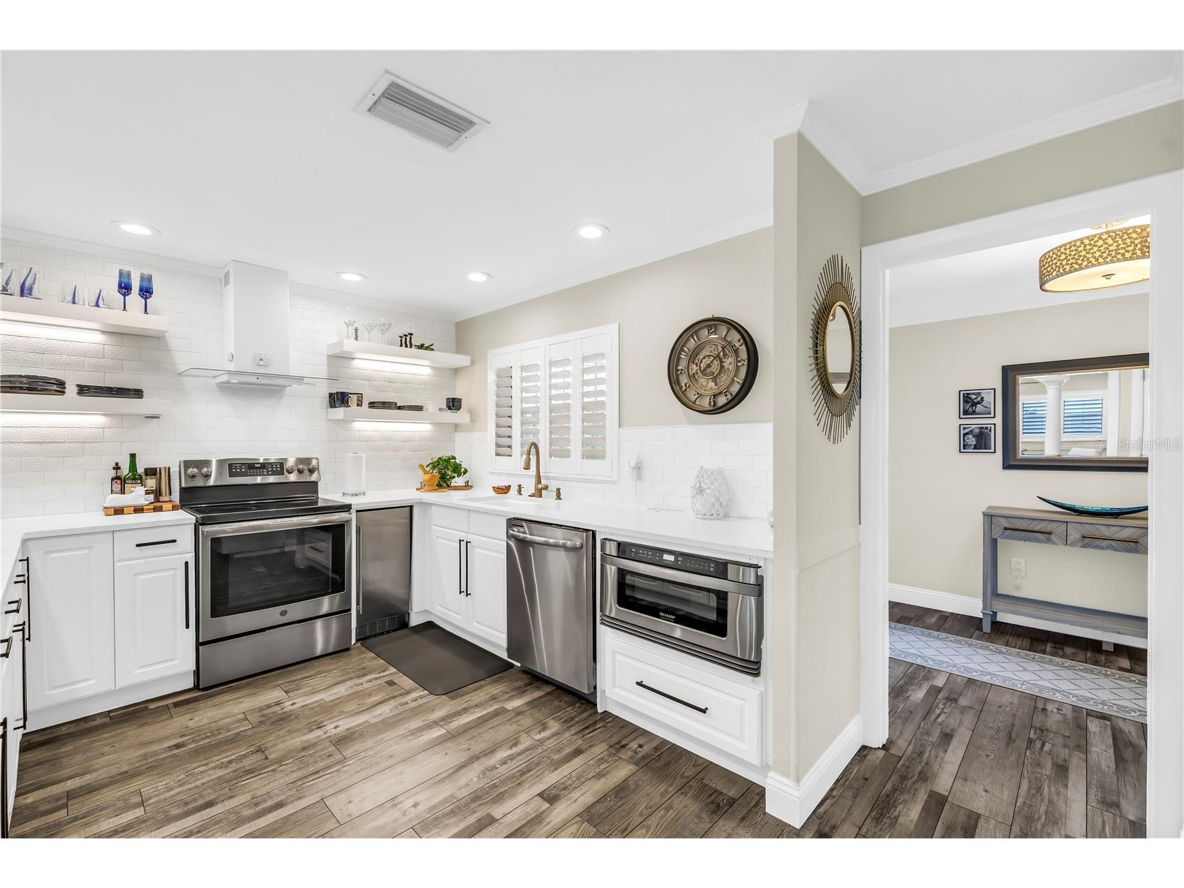 196 1st Street W Tierra Verde FL 33715 TB8442405 image38