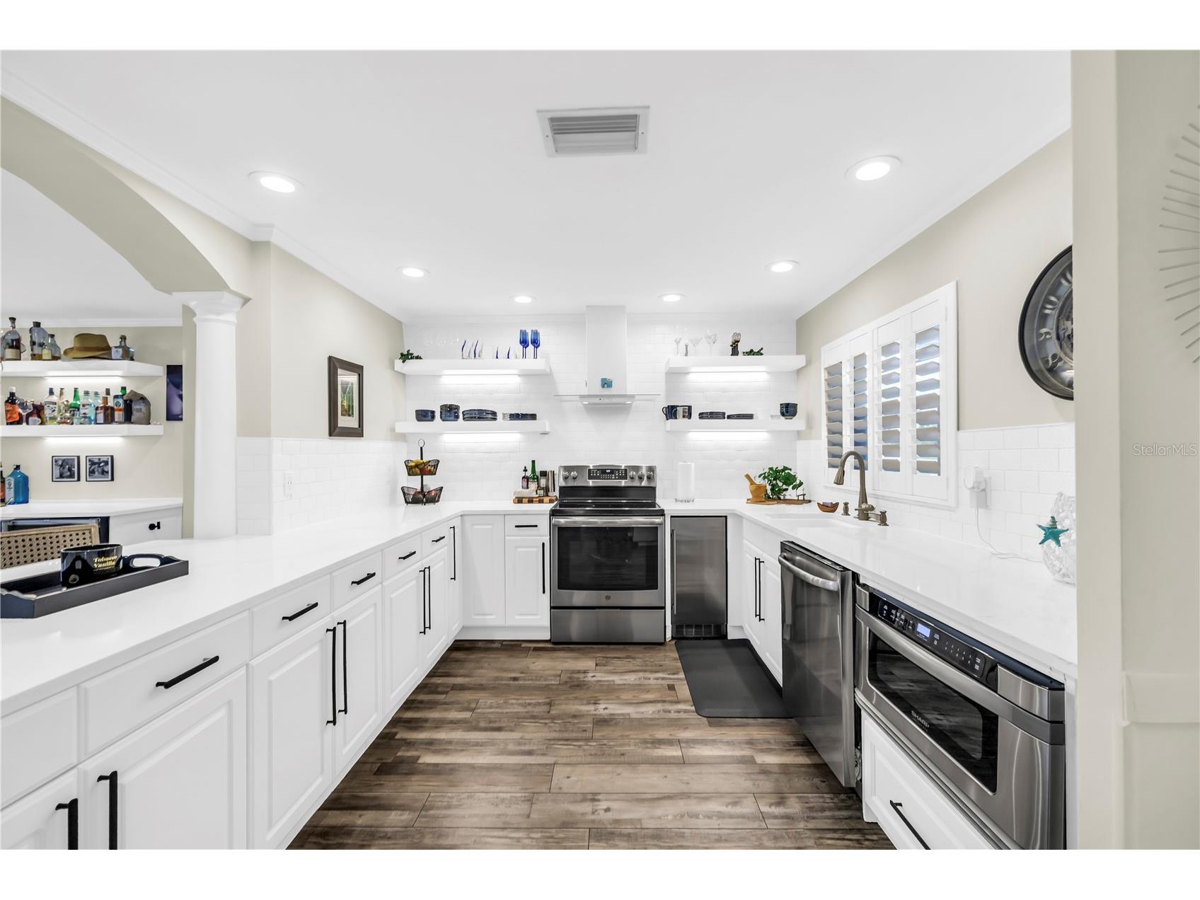 196 1st Street W Tierra Verde FL 33715 TB8442405 image40