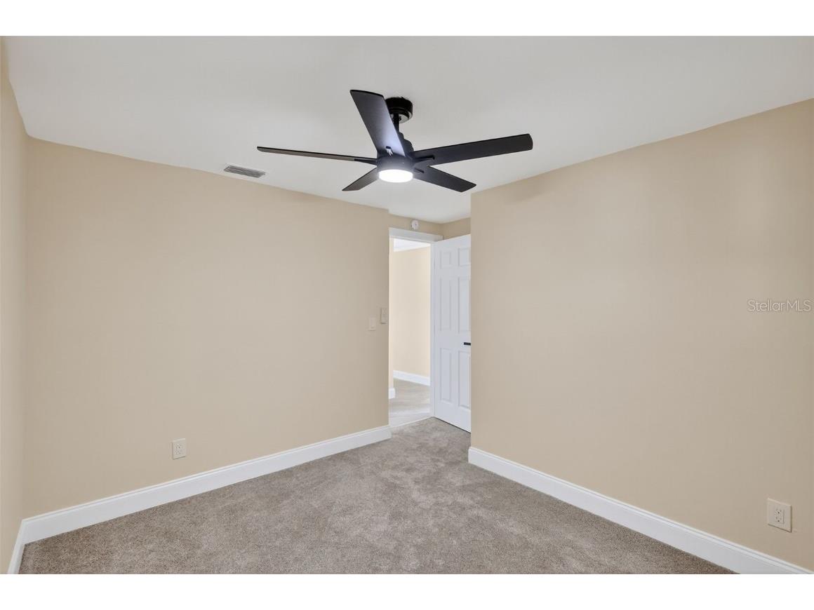 196 74th Avenue NE Saint Petersburg FL 33702 O6349530 image18