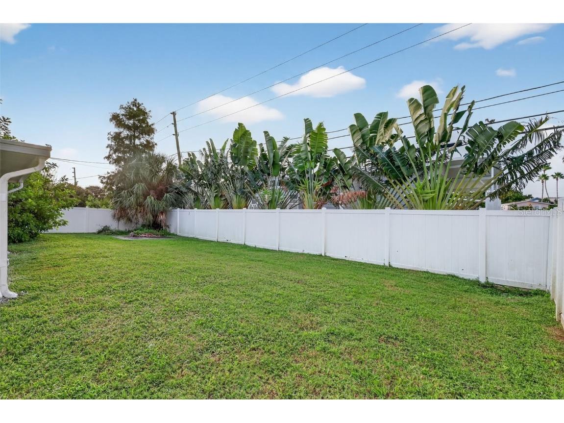 196 74th Avenue NE Saint Petersburg FL 33702 O6349530 image26