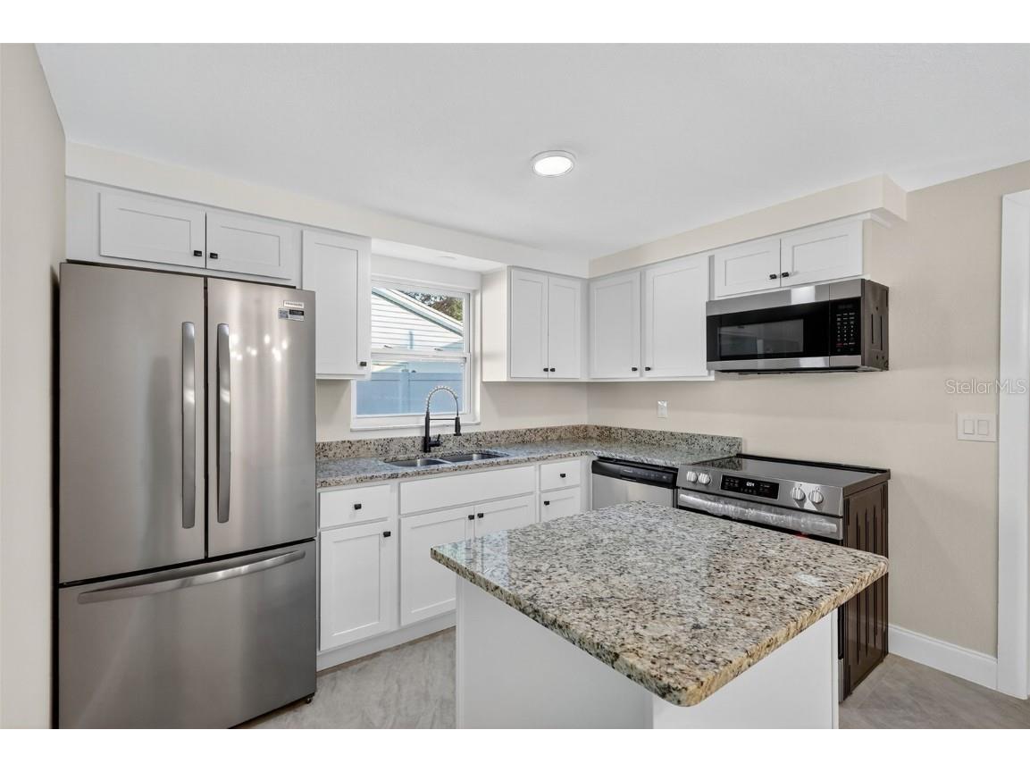 196 74th Avenue NE Saint Petersburg FL 33702 O6349530 image8