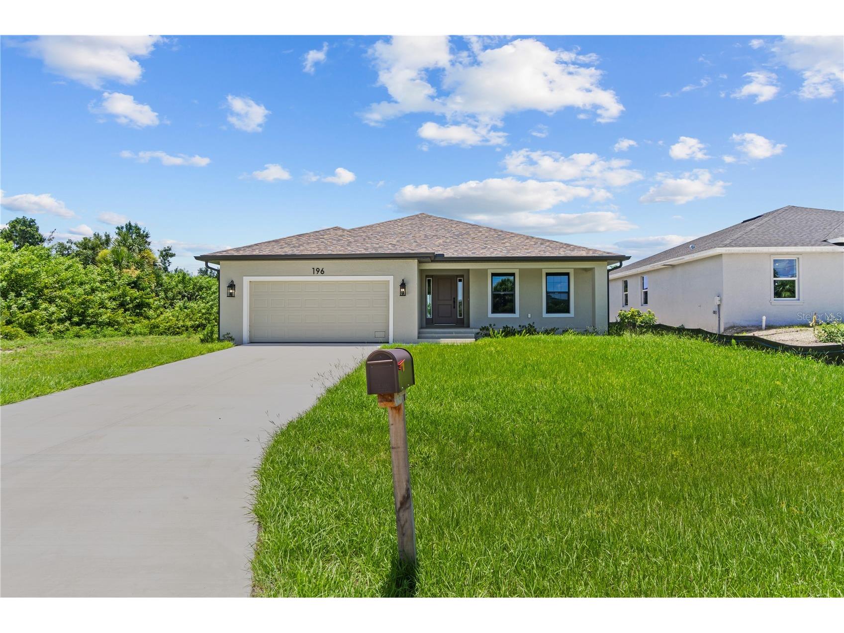196 Arch Drive Rotonda West FL 33947 A4693062 image1