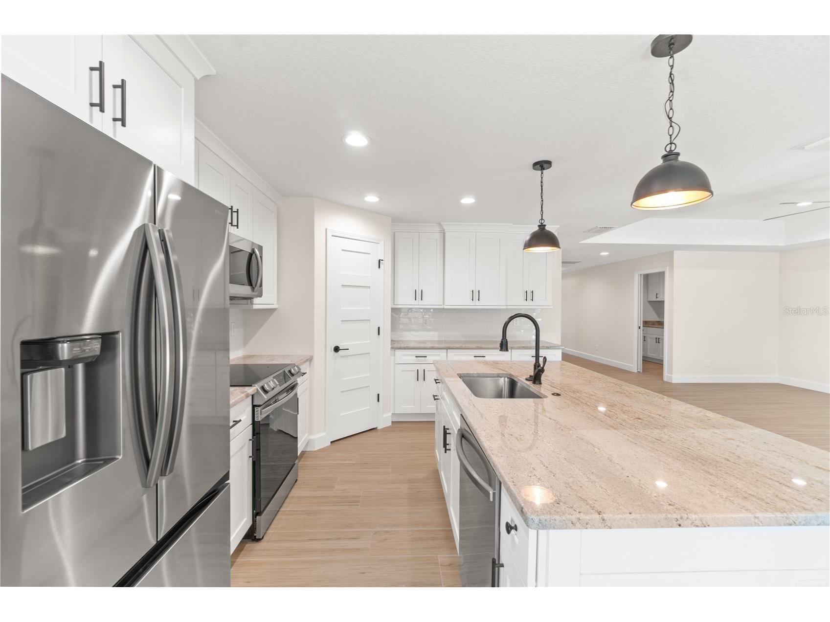 196 Arch Drive Rotonda West FL 33947 A4693062 image8