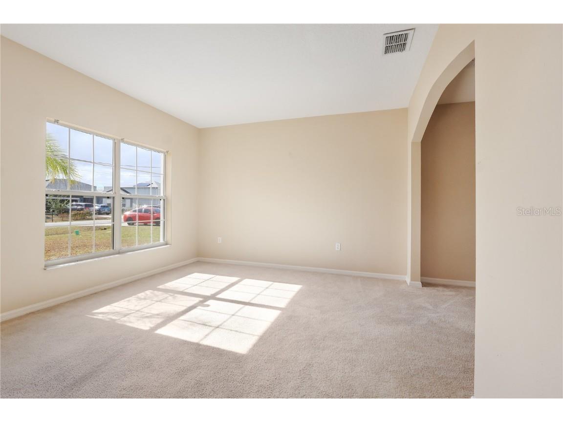 196 Athabasca Drive Poinciana FL 34759 V4936684 image2