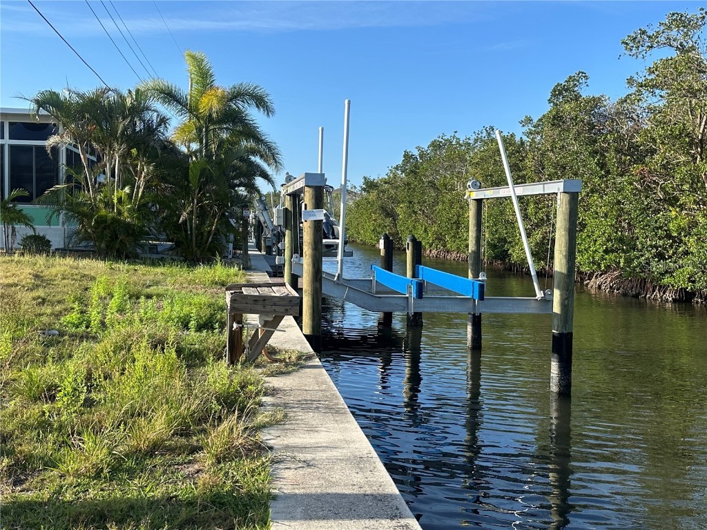 196 Bimini Drive Palmetto FL 34221 A4647385 image3